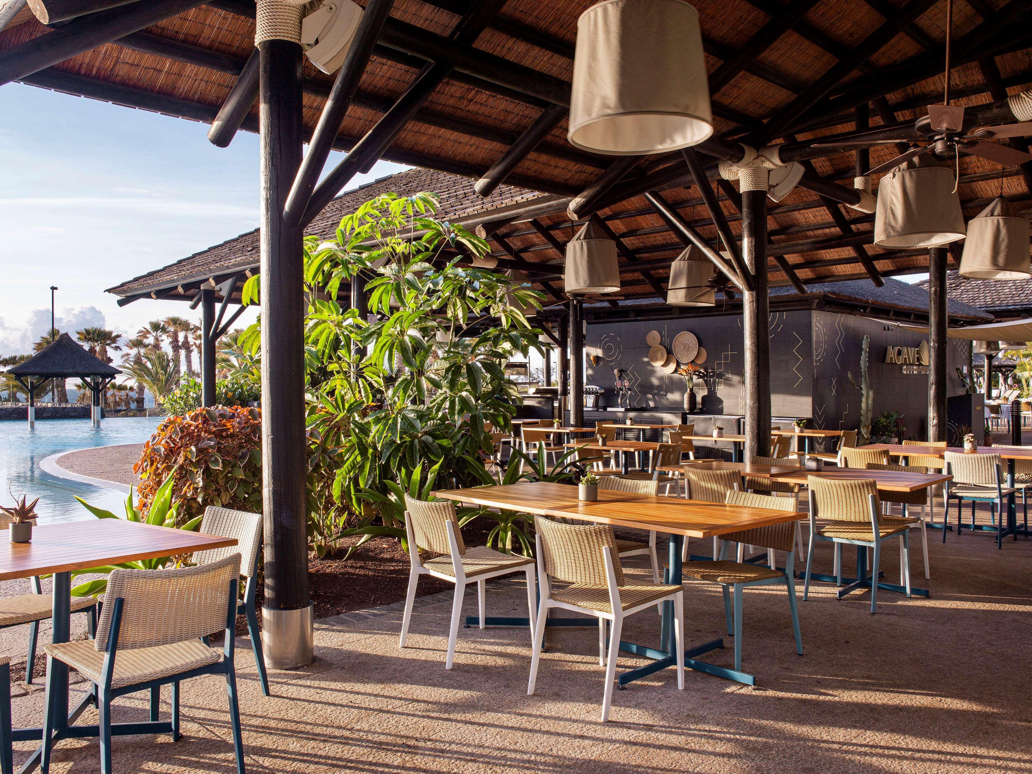 Gran Melia Palacio De Isora Resort & Spa Alcalá la Real Εξωτερικό φωτογραφία The restaurant at the hotel