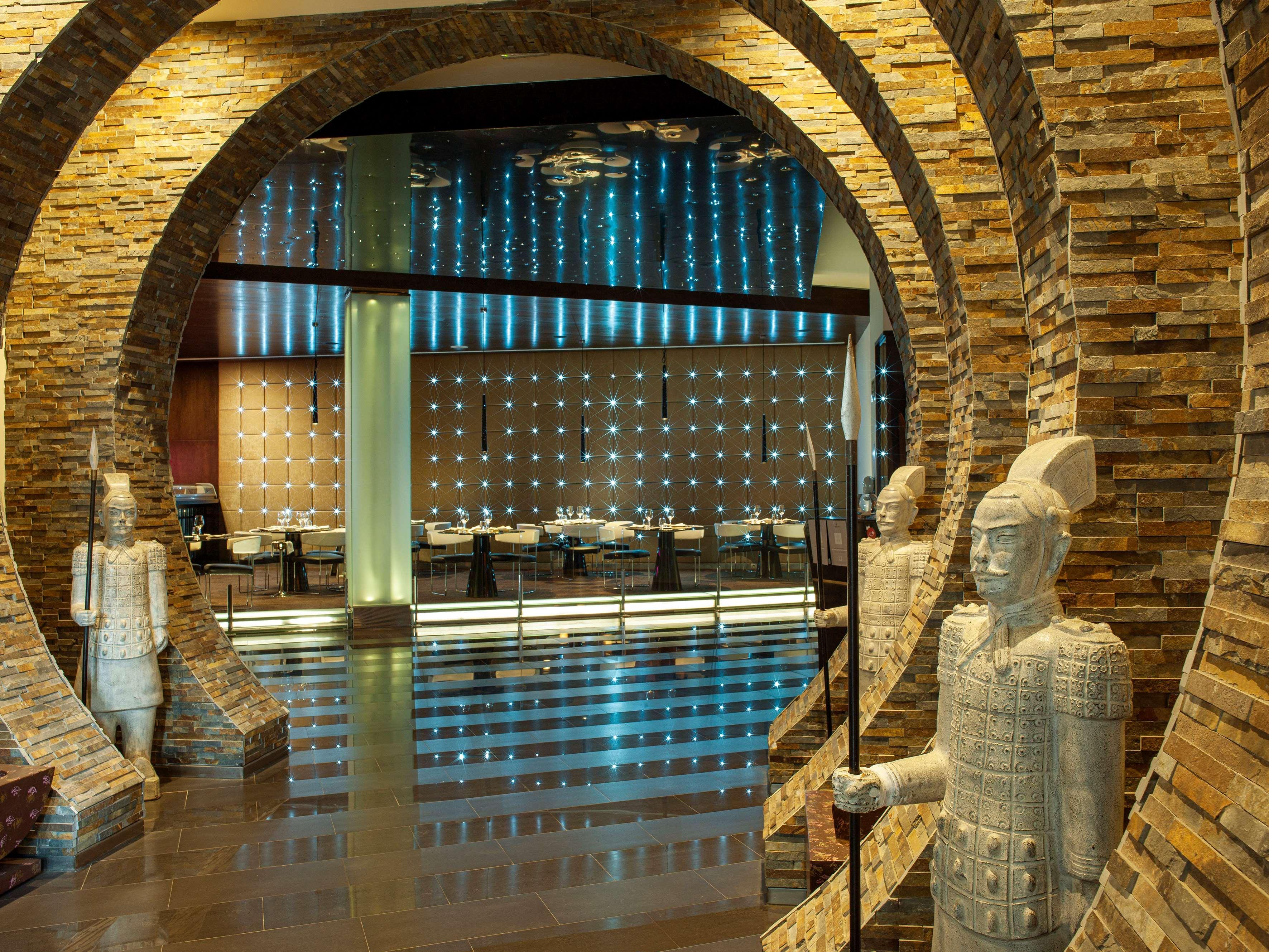 Gran Melia Palacio De Isora Resort & Spa Alcalá la Real Εξωτερικό φωτογραφία The interior of the hotel