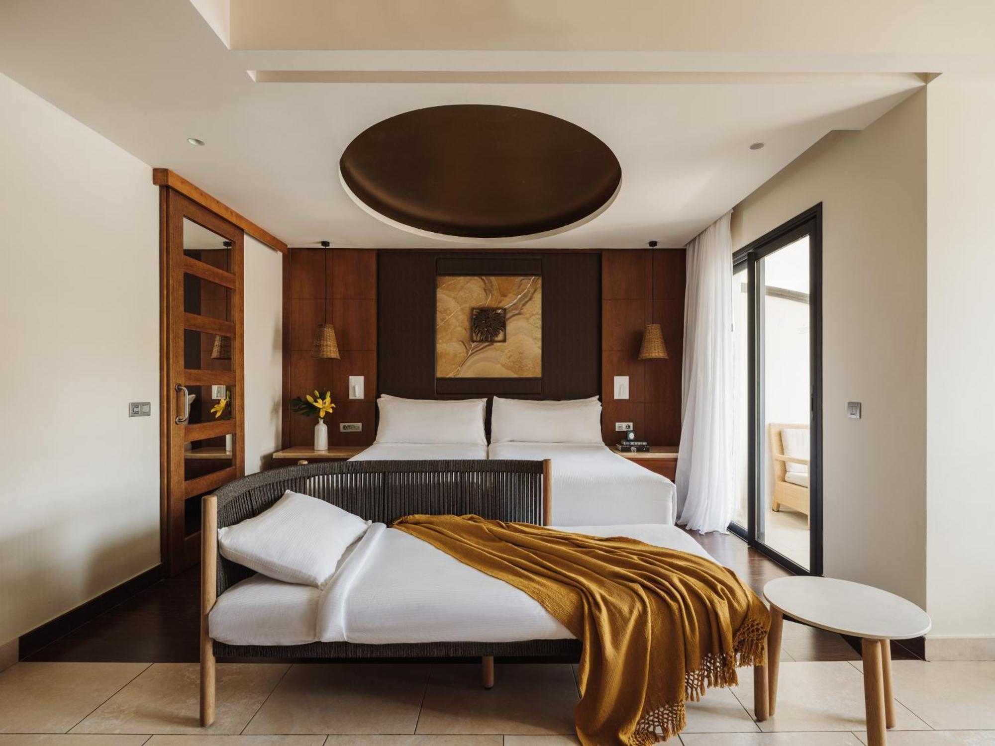 Gran Melia Palacio De Isora Resort & Spa Alcalá la Real Εξωτερικό φωτογραφία A bedroom at the hotel