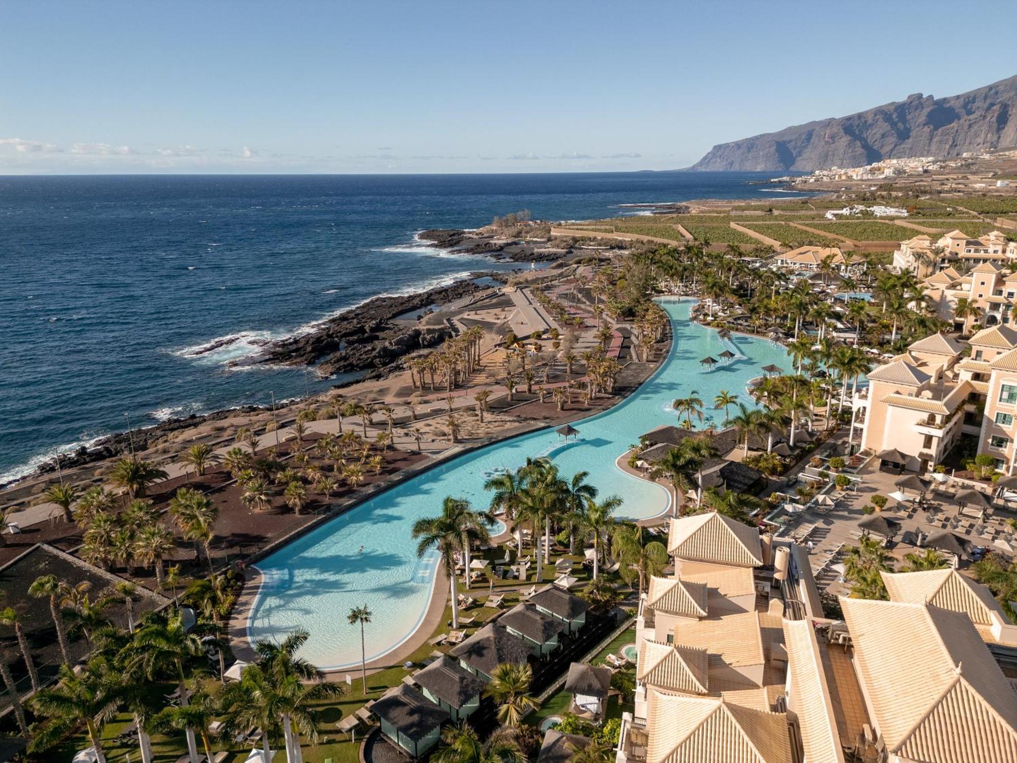 Gran Melia Palacio De Isora Resort & Spa Alcalá la Real Εξωτερικό φωτογραφία The resort's lagoon